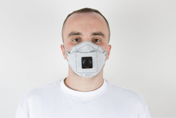 JM-9326 Полумаска противоаэрозольная Micron FLEX JETA SAFETY с клапаном,  с угольным слоем, трехпанельная