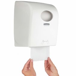 6699 Бумажные полотенца Scott Control, 6 рул. x 200 м, двухслойные, белые, 32 г/м²